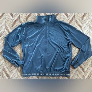 Under Armour Women’s Full Zip Performance Headgear Loose Size Small